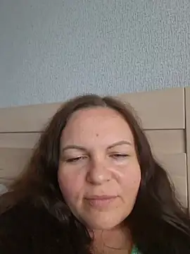 Snapshot of Meri_a chatting on 06.13.26 Meri a online show from 06.13.26