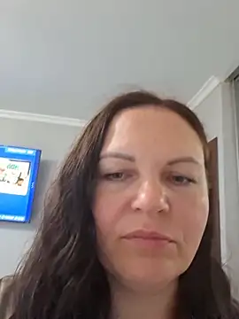 Snapshot of Meri_a chatting on 06.19.26 Meri a online show from 06.19.26
