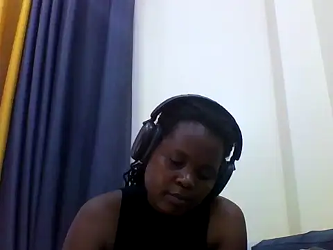 Snapshot of ladar chatting on 06.01.26 ladar online show from 06.01.26