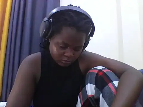 Snapshot of ladar chatting on 06.02.26 ladar online show from 06.02.26