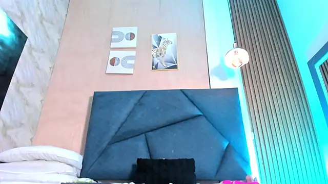 Snapshot of LaurentFerrer chatting on 06.27.26 LaurentFerrer online show from 06.27.26