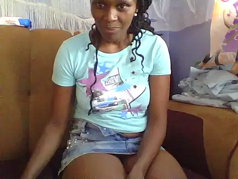 Snapshot of magdah1 chatting on 06.27.26 magdah1 online show from 06.27.26