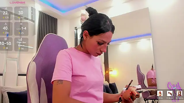 Snapshot of Maia_Clark520 chatting on 06.17.26 Maia Clark520 online show from 06.17.26