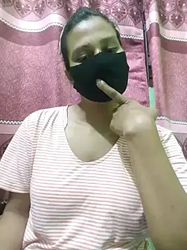 Snapshot of Sofiyaa_Sara chatting on 05.19.26 Sofiyaa Sara online show from 05.19.26