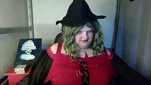 Snapshot of Freya_Fellie chatting on 05.23.26 Freya Fellie online show from 05.23.26