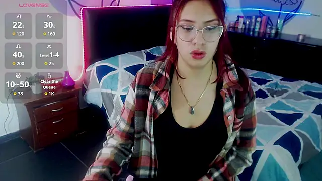 Snapshot of ashly_litlle chatting on 06.20.26 ashly litlle online show from 06.20.26