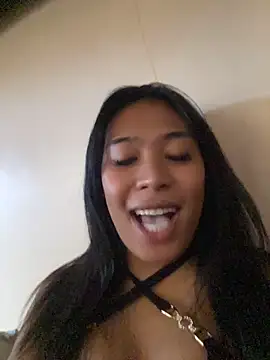 Snapshot of hugecock_tamira chatting on 06.16.26 hugecock tamira online show from 06.16.26