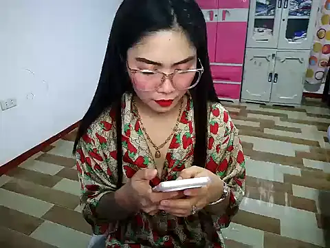 Snapshot of Sexynica chatting on 06.05.26 Sexynica online show from 06.05.26