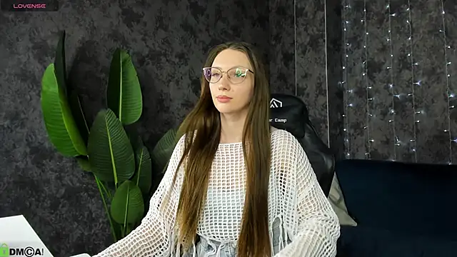 Snapshot of Alexa_Carte chatting on 06.19.26 Alexa Carte online show from 06.19.26