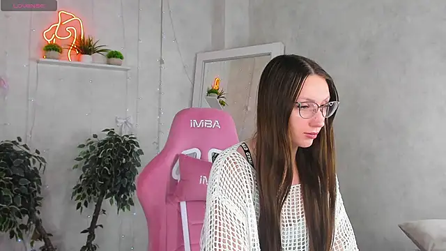 Snapshot of Alexa_Carte chatting on 06.22.26 Alexa Carte online show from 06.22.26