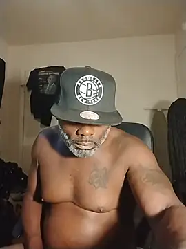 Snapshot of Tremainebigg chatting on 07.15.26 Tremainebigg online show from 07.15.26