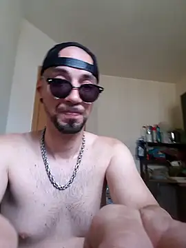 Snapshot of Booyakaaa chatting on 05.20.26 Booyakaaa online show from 05.20.26