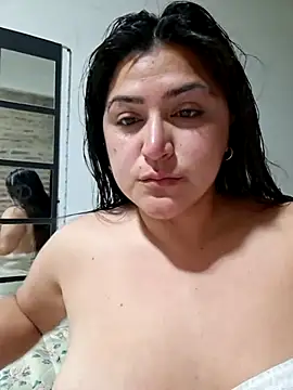 Snapshot of morena95_ chatting on 06.18.26 morena95 online show from 06.18.26