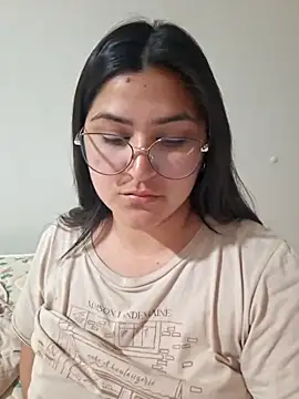 Snapshot of morena95_ chatting on 06.29.26 morena95 online show from 06.29.26