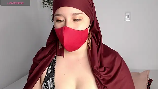 Hahnah blueX online show from 05.21.26