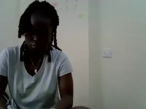Snapshot of ebonycurvedass chatting on 06.20.26 ebonycurvedass online show from 06.20.26