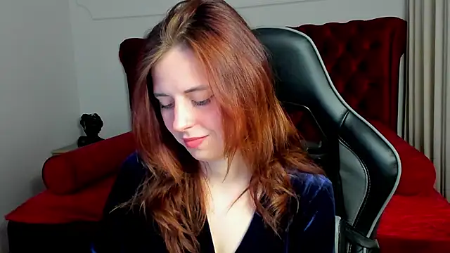 Snapshot of FreyaVeys chatting on 06.18.26 FreyaVeys online show from 06.18.26