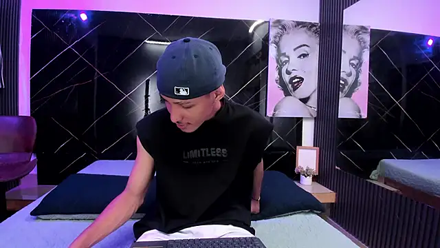 Snapshot of Camilo_Contreras chatting on 06.26.26 Camilo Contreras online show from 06.26.26