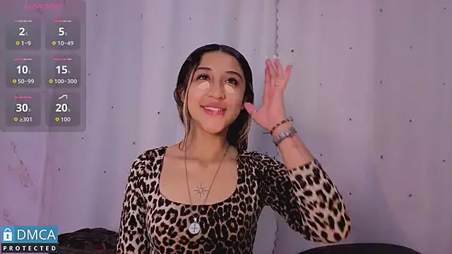 Snapshot of isa_sweet1_ chatting on 06.24.26 isa sweet1 online show from 06.24.26