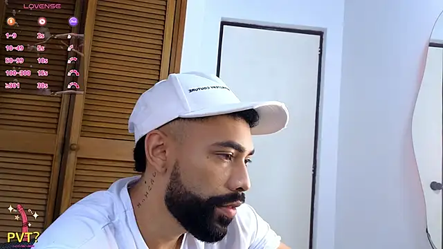 Snapshot of Blade_millerr chatting on 05.24.26 Blade millerr online show from 05.24.26