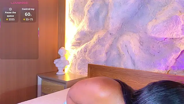 ivonny kenia online show from 07.12.26