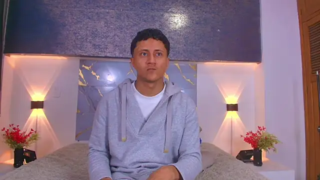 Snapshot of Thiago_Nova chatting on 06.23.26 Thiago Nova online show from 06.23.26