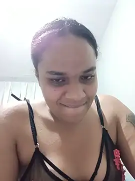 Snapshot of sexygirlbronw01 chatting on 05.21.26 sexygirlbronw01 online show from 05.21.26