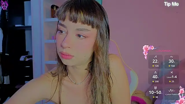 Snapshot of little_rachel_cute chatting on 07.04.26 little rachel cute online show from 07.04.26