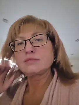 Snapshot of -LindaKing- chatting on 05.28.26 -LindaKing- online show from 05.28.26