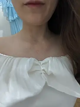 Snapshot of Lye_lovely chatting on 06.19.26 Lye lovely online show from 06.19.26