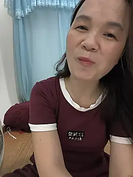Snapshot of Lye_lovely chatting on 06.24.26 Lye lovely online show from 06.24.26