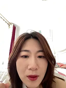 Snapshot of U-mi chatting on 05.28.26 U-mi online show from 05.28.26