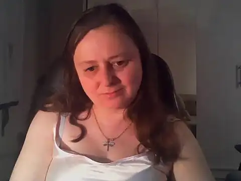 Snapshot of TaylorLovely chatting on 05.30.26 TaylorLovely online show from 05.30.26