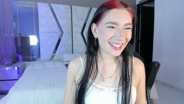 Snapshot of kitanna_1 chatting on 06.15.26 kitanna 1 online show from 06.15.26