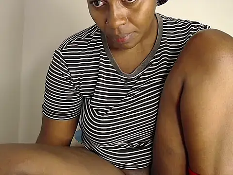 Snapshot of irreplaceable_ebony chatting on 05.22.26 irreplaceable ebony online show from 05.22.26