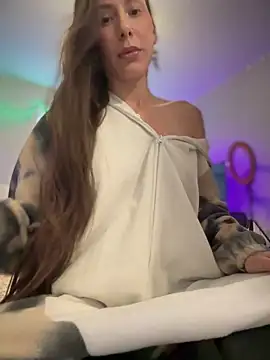 lil martian online show from 10.30.25