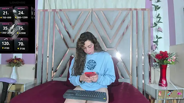 Snapshot of hada_russo chatting on 06.07.26 hada russo online show from 06.07.26