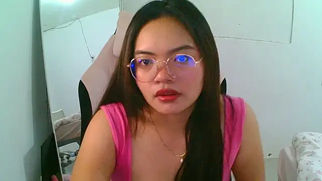 Snapshot of AlethiaBratsch chatting on 05.24.26 AlethiaBratsch online show from 05.24.26