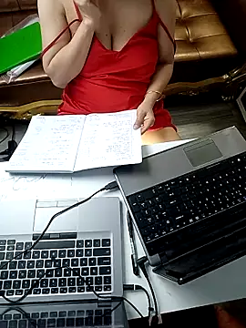 Snapshot of Julie-Rosee chatting on 05.24.26 Julie-Rosee online show from 05.24.26