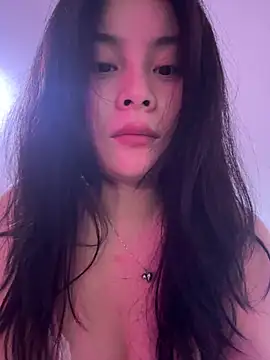 Snapshot of enen-123 chatting on 06.19.26 enen-123 online show from 06.19.26