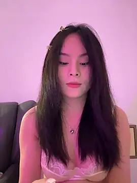 Snapshot of enen-123 chatting on 06.21.26 enen-123 online show from 06.21.26