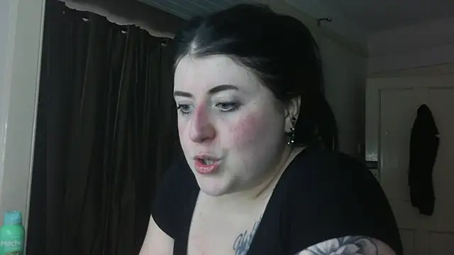 Snapshot of LucyLou31 chatting on 07.31.26 LucyLou31 online show from 07.31.26