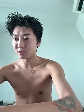 Snapshot of YourBadboy718 chatting on 06.17.26 YourBadboy718 online show from 06.17.26