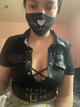 Snapshot of JulliaReiv chatting on 05.24.26 JulliaReiv online show from 05.24.26
