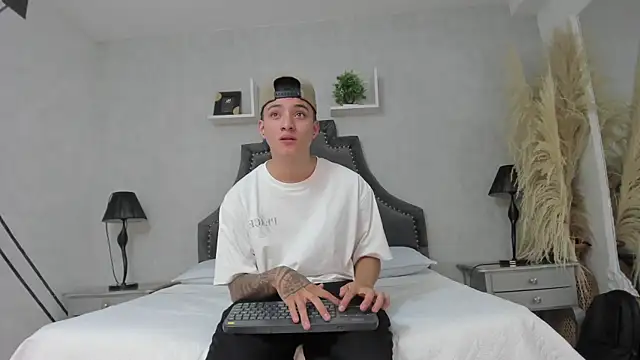 Snapshot of wesley_boyy_ chatting on 05.23.26 wesley boyy online show from 05.23.26