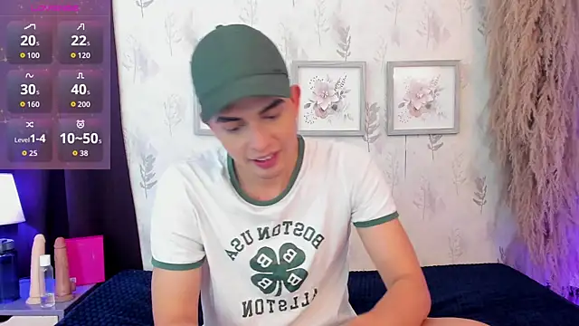 Snapshot of willy_diamond chatting on 07.15.26 willy diamond online show from 07.15.26