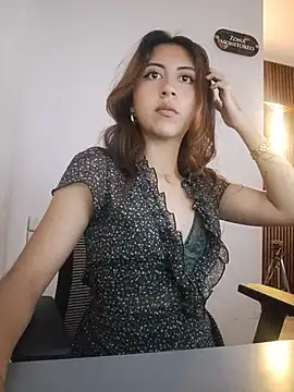 Snapshot of Celestexclear chatting on 06.12.26 Celestexclear online show from 06.12.26
