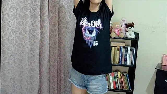 Snapshot of Kali_Hel chatting on 06.29.26 Kali Hel online show from 06.29.26