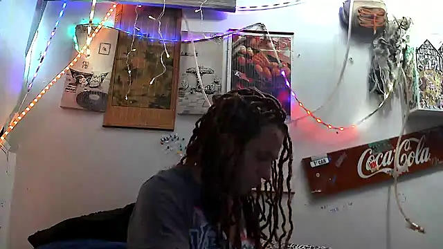 Snapshot of VanillaSnowcones chatting on 06.27.26 VanillaSnowcones online show from 06.27.26