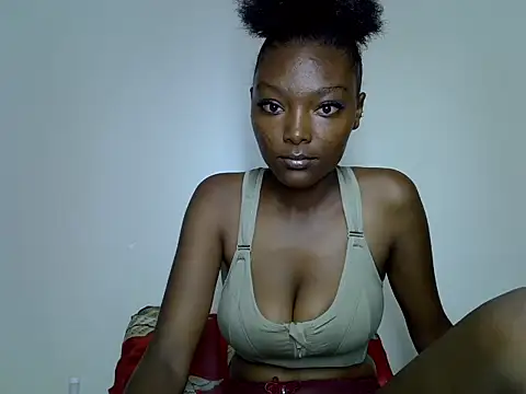Snapshot of Tasha_Arianah chatting on 06.09.26 Tasha Arianah online show from 06.09.26